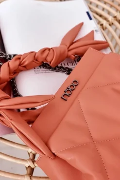 Torebki Nobo|Listonoszki></noscript>Nobo Mała Pikowana Torebka Na Łańcuszku NBAG-K1330 Brzoskwiniowa