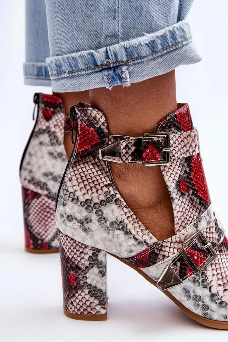 Hot Boto Modne Botki Na Słupku Z Wycięciami Wielobarwne Suelo