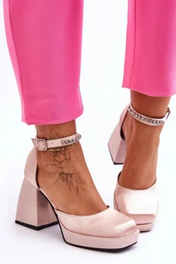 Czółenka Na Platformie|Czółenka Na Słupku><noscript><img width=