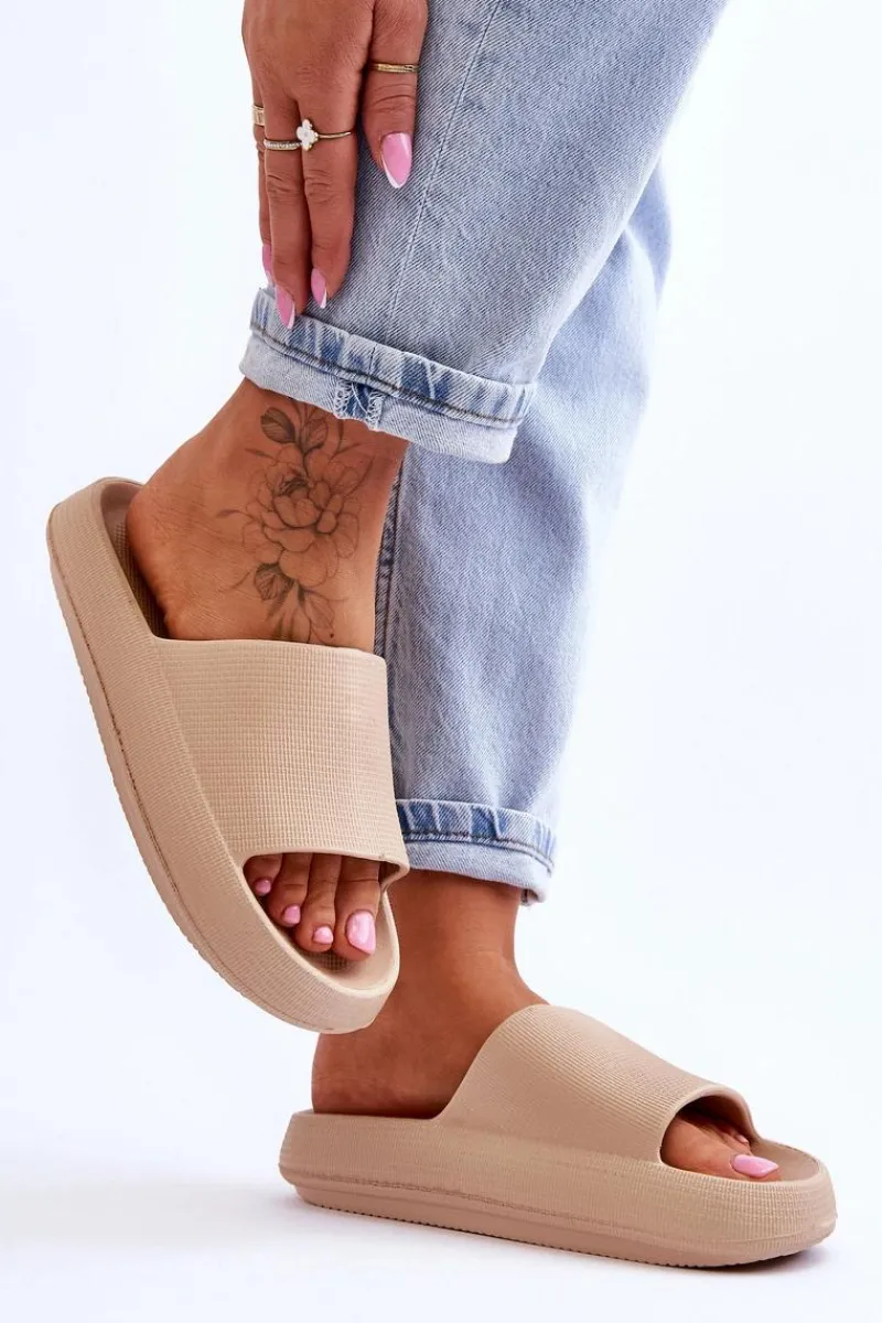 Discount Modne Lekkie Klapki Na Masywnej Podeszwie Beżowe Rebel Damskie Klapki Basenowe