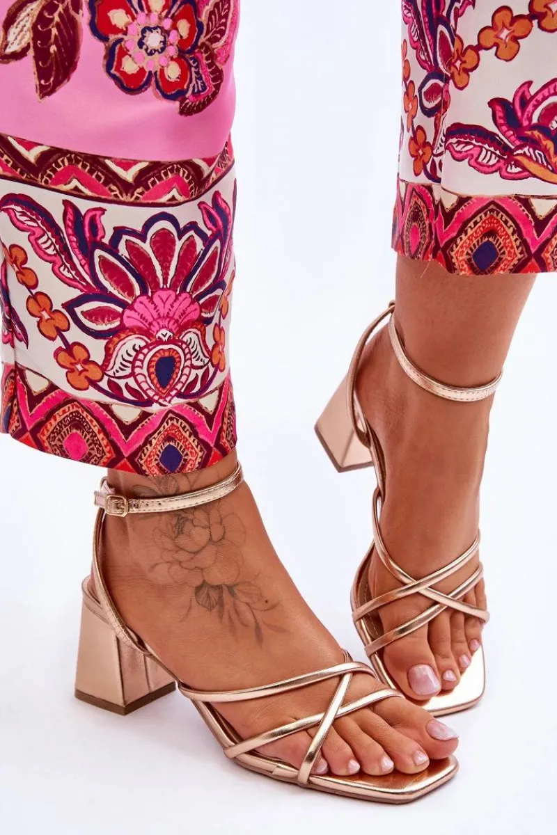 Modne Sandałki Na Obcasie Różowe Złoto Felisa Damskie Sandały Na Obcasie