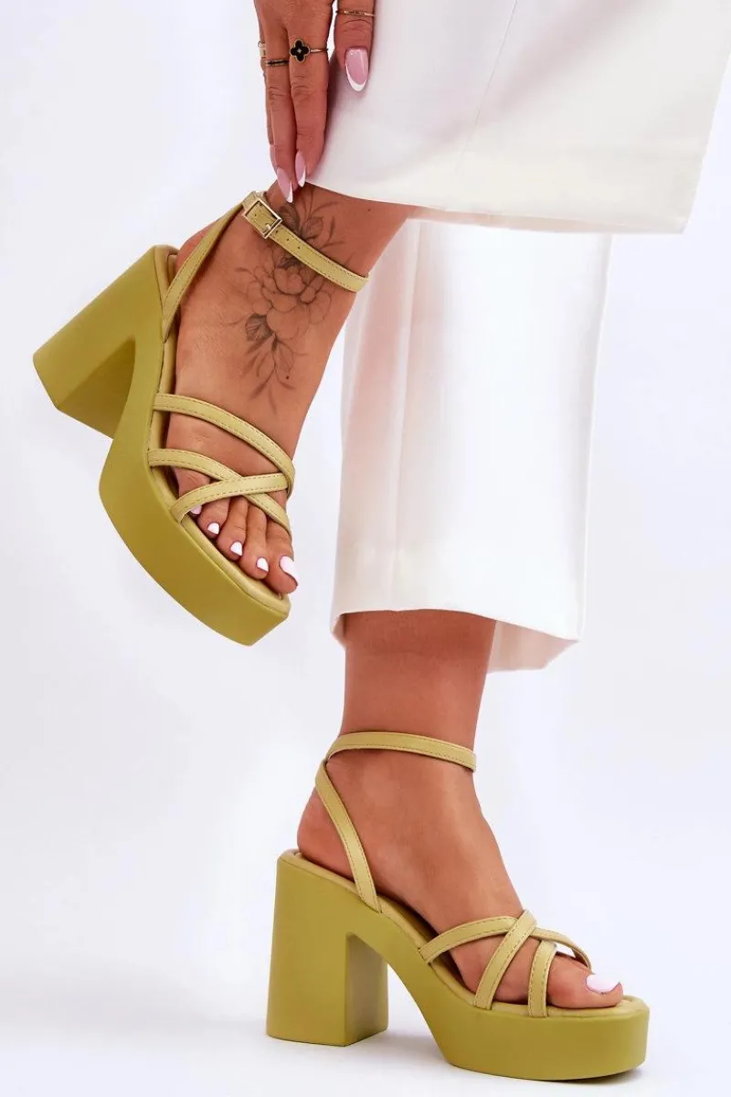 Boto Modne Sandały Na Obcasie Z Paseczkami Limonkowe Shemira Zielony
