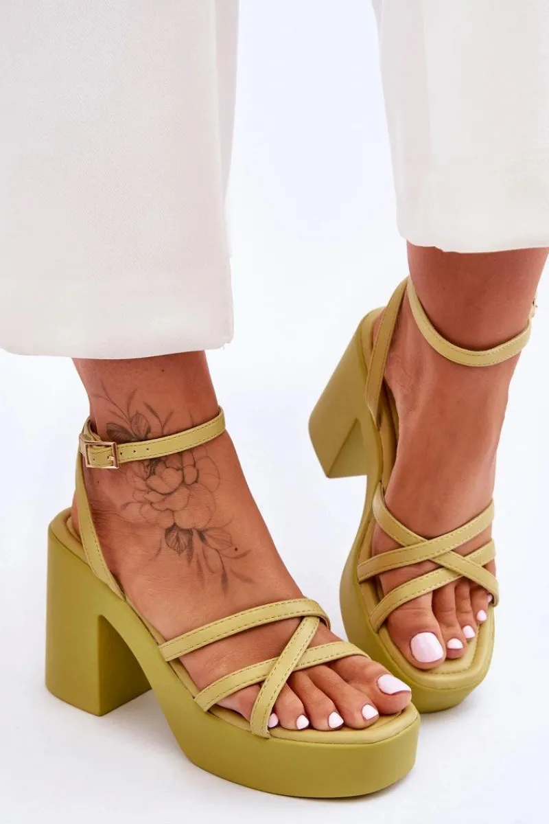 Boto Modne Sandały Na Obcasie Z Paseczkami Limonkowe Shemira Zielony