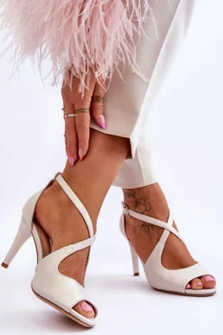 Outlet Buty Sergio Leone Modne Skórzane Sandałki Na Szpilce Sergio Leone SK429 Perłowe Jasnobeżowe