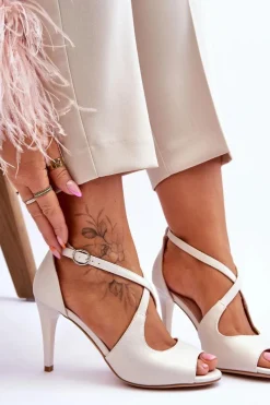 Outlet Buty Sergio Leone Modne Skórzane Sandałki Na Szpilce Sergio Leone SK429 Perłowe Jasnobeżowe