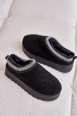 Śniegowce Damskie|Kapcie Klasyczne></noscript>Boto Śniegowce Damskie Na Platformie Z Haftem Czarne Tirissa Czarny