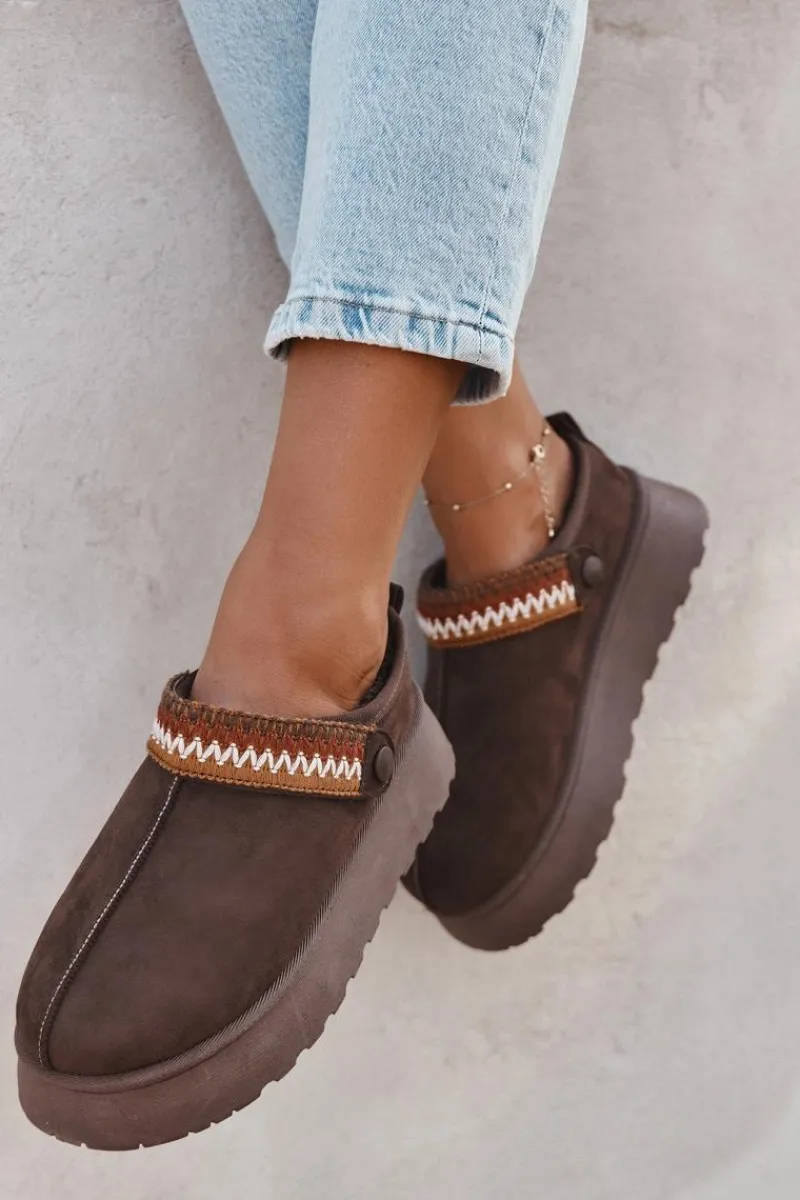 Śniegowce Damskie|Kapcie Klasyczne>Boto Śniegowce Damskie Niskie Z Ruchomym Paskiem I Haftem Na Platformie Czekoladowe Lyrisse