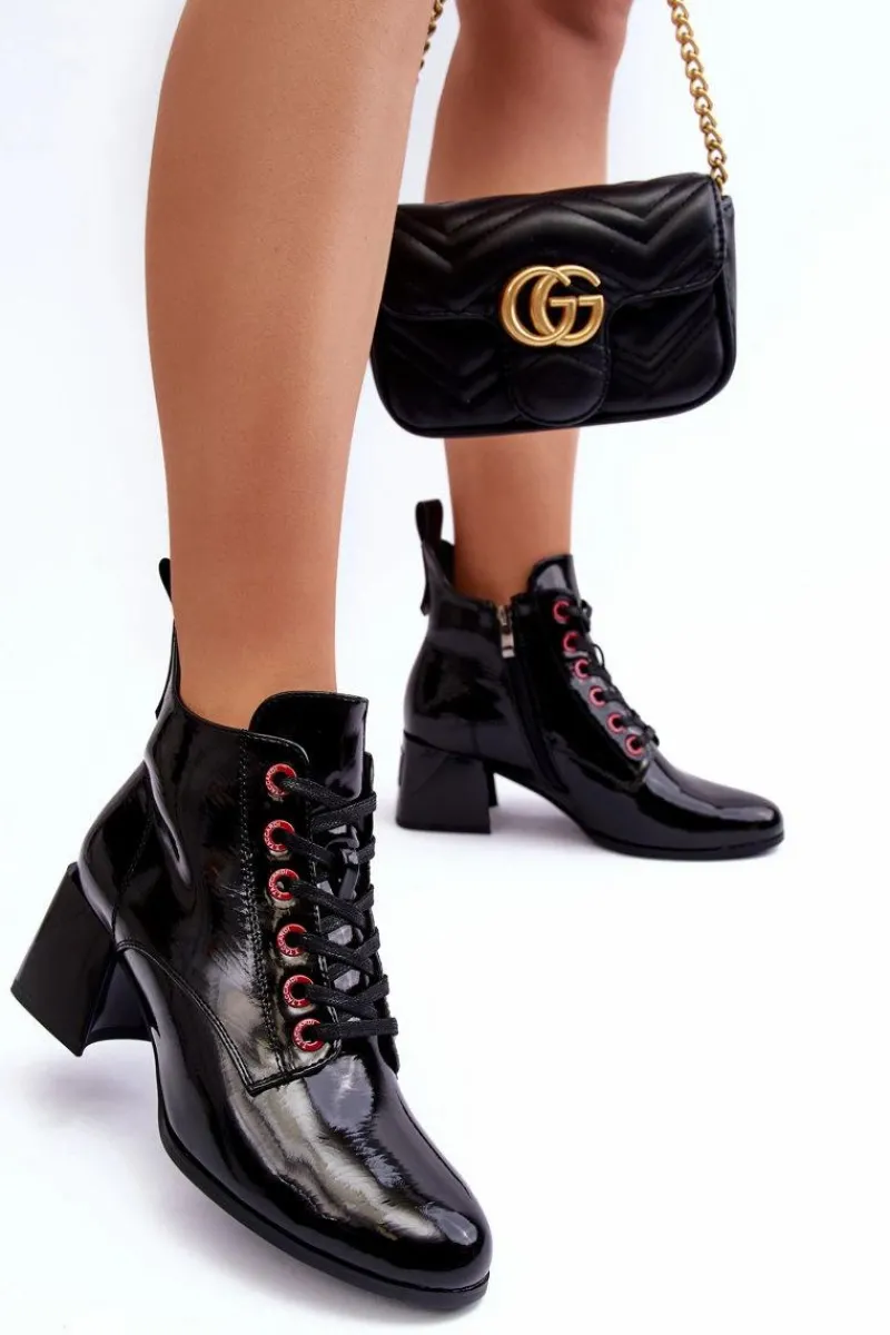 Sale Damskie buty S.Barski Niskie Lakierowane Botki Sznurowane S.Barski MR870-66 Czarne