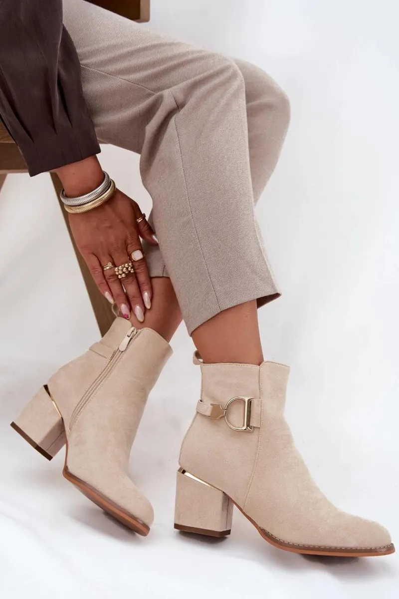 Hot Boto Ocieplane Botki Damskie Na Słupku Ze Złotymi Elementami Jasnobeżowe Ambrine