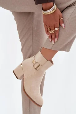 Hot Boto Ocieplane Botki Damskie Na Słupku Ze Złotymi Elementami Jasnobeżowe Ambrine