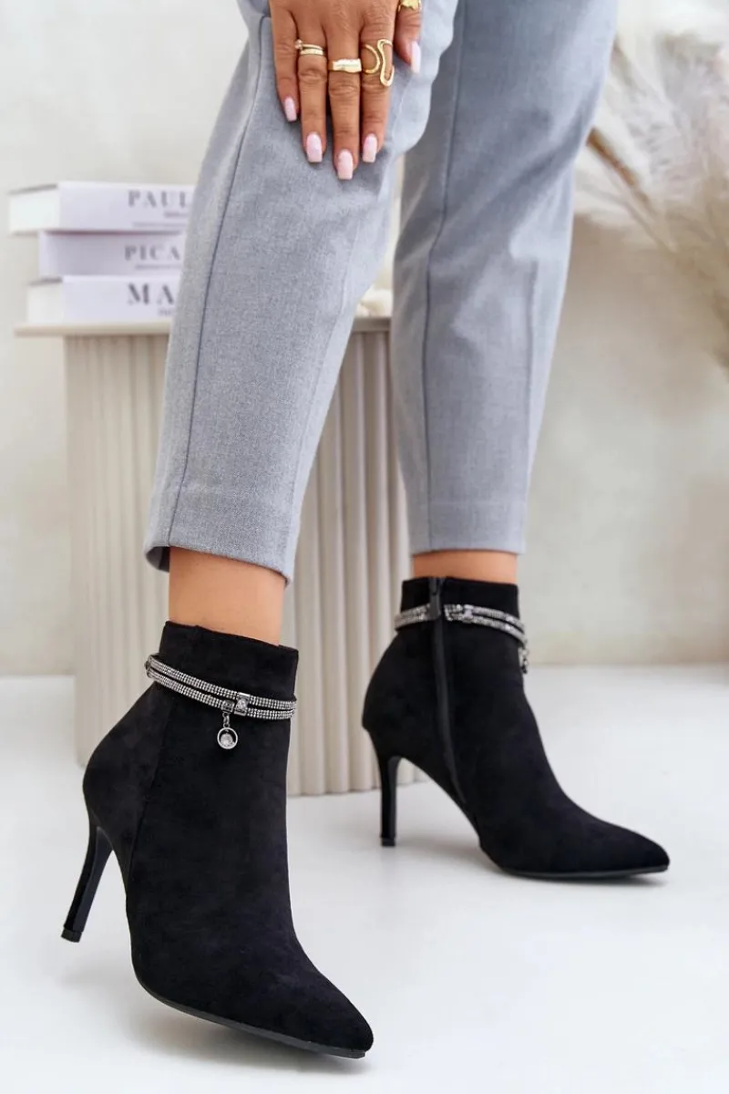 Botki Ocieplane|Czarne Botki>Buty damskie Vinceza Ocieplane Botki Na Szpilce Z Ozdobnym Paskiem Eko Zamszowe Vinceza 16469 Czarne