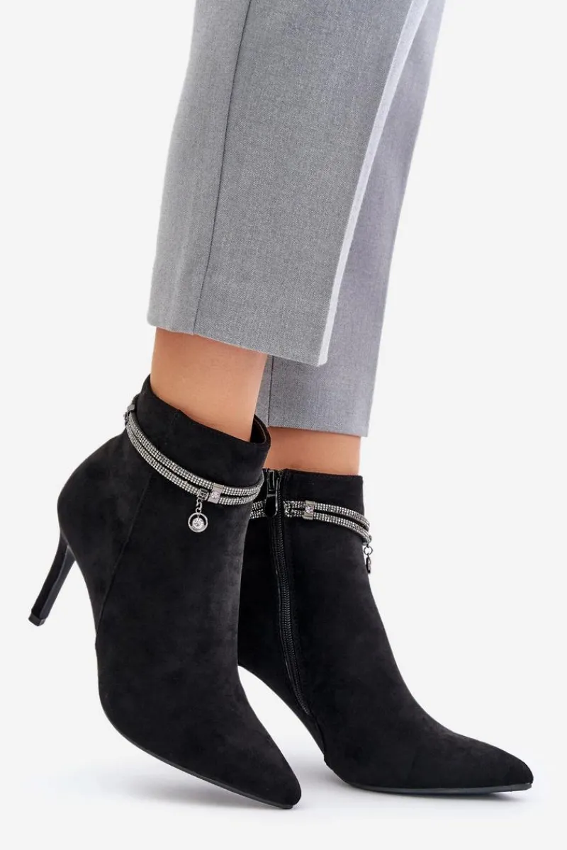 Botki Ocieplane|Czarne Botki>Buty damskie Vinceza Ocieplane Botki Na Szpilce Z Ozdobnym Paskiem Eko Zamszowe Vinceza 16469 Czarne