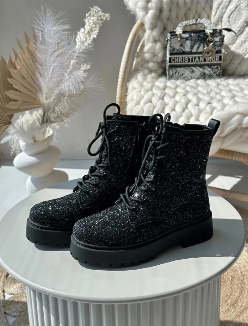 Botki Sznurowane|Botki Płaskie>Boto Ocieplane Botki Workery Damskie Ozdobione Cekinami Czarne Liatheine