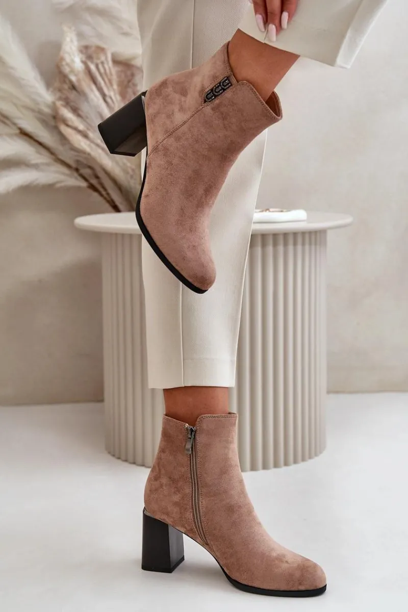 Outlet Ocieplane Eko Zamszowe Botki Damskie Na Słupku Zapinane Na Zamek Brązowe Erillia Damskie Botki Ocieplane|Botki Na Słupku