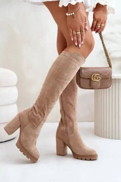 Ocieplane Kozaki Damskie Na Słupku Eko Zamszowe Beżowe Tirisha Damskie Kozaki Przed Kolano|Kozaki Na Obcasie