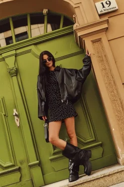 Kozaki Ocieplane|Kozaki Płaskie></noscript>Boto Ocieplane Wsuwane Kozaki Damskie Na Masywnej Platformie Z Kieszeniami Czarne Clarinda