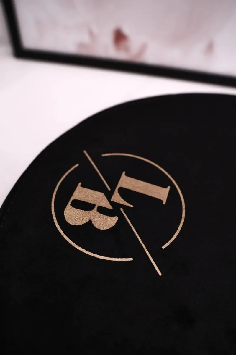 Torebki Klasyczne>Boto Okrągła Torebka Z Odpinanym Paskiem LAURA BIAGGI Czarna