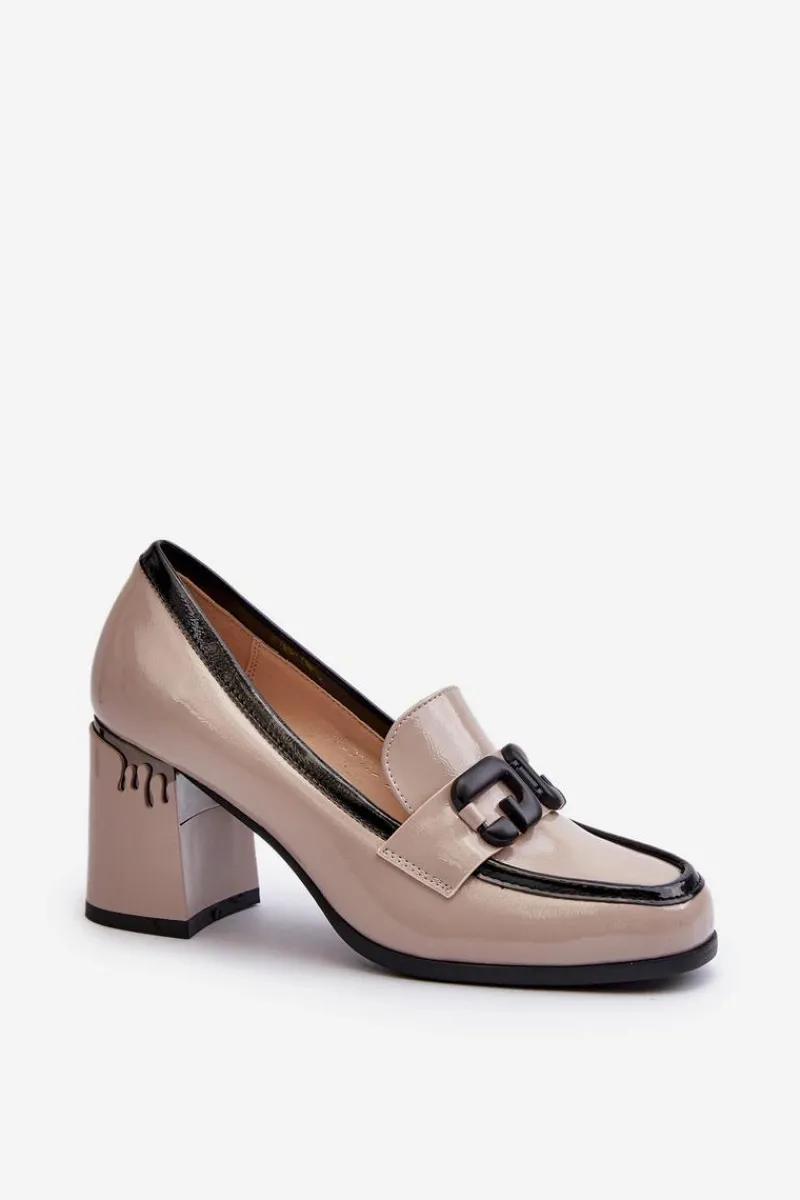 Online Damskie buty S.Barski Półbuty Damskie Na Słupku Lakierowane Beżowe D&A MR38-973 Beżowy