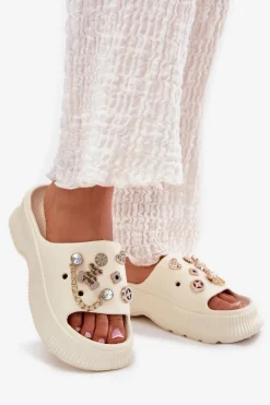 Best Piankowe Klapki Damskie Ze Złotymi Przypinkami Jasnobeżowe Hortiana Damskie Klapki Basenowe|Klapki Na Platformie