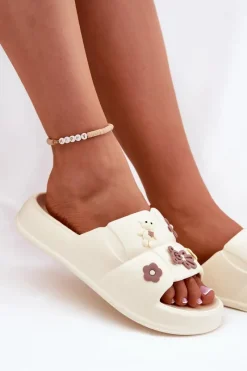 Best Boto Piankowe Klapki Z Przypinkami Ecru Redienna Biały