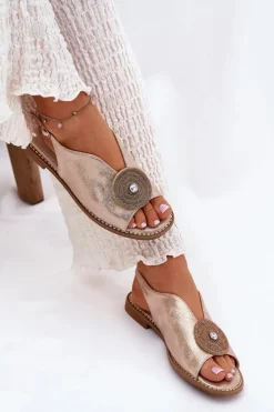 Sandały Z Cholewką|Sandały Płaskie></noscript>Damskie buty S.Barski Połyskujące Sandały Damskie Ozdobnym Detalem S.Barski KV51-012 Różowe Złoto Złoty