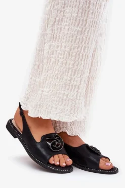 Sandały Płaskie></noscript>Damskie buty S.Barski Połyskujące Sandały Damskie Z Ozdobą S.Barski KV51-006 Czarne Czarny