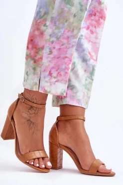 Discount Boto Sandałki Na Słupku Wężowy Wzór Brązowe Hacia