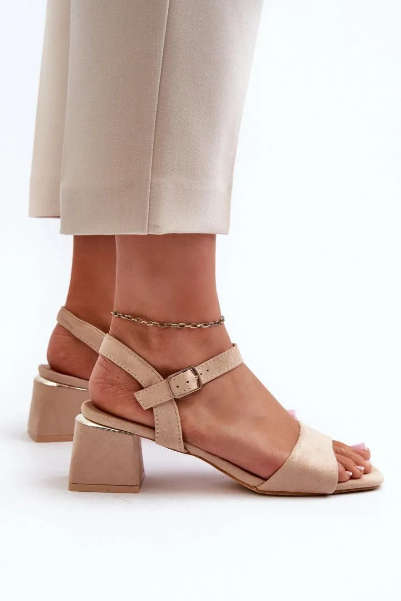 Sale Evento Sandały Damskie Na Klocku Z Eko Zamszu Beżowe Leisha