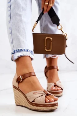 Discount Big Star Shoes Sandały Damskie Na Koturnie Big Star JJ274939 Beżowe