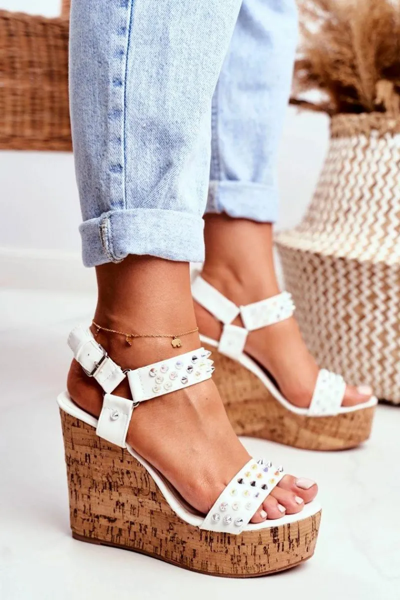 Clearance Boto Sandały Damskie Na Koturnie Lu Boo Białe Gail