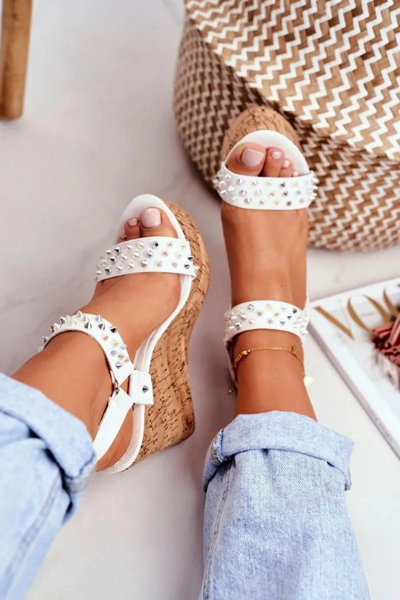 Clearance Boto Sandały Damskie Na Koturnie Lu Boo Białe Gail