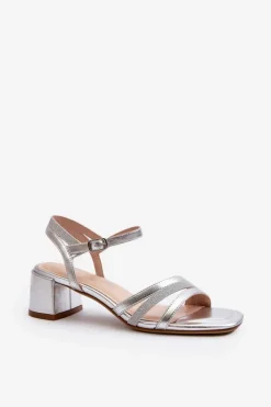 Outlet Sandały Damskie Na Niskim Obcasie Z Eko Skóry Sergio Leone SK046 Srebrne Damskie Sandały Na Obcasie