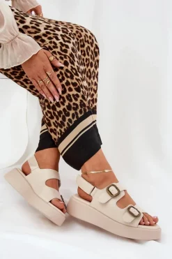 Sandały Damskie Na Platformie I Koturnie Z Klamrami Beżowe Genorre Damskie Sandały Na Koturnie|Sandały Płaskie