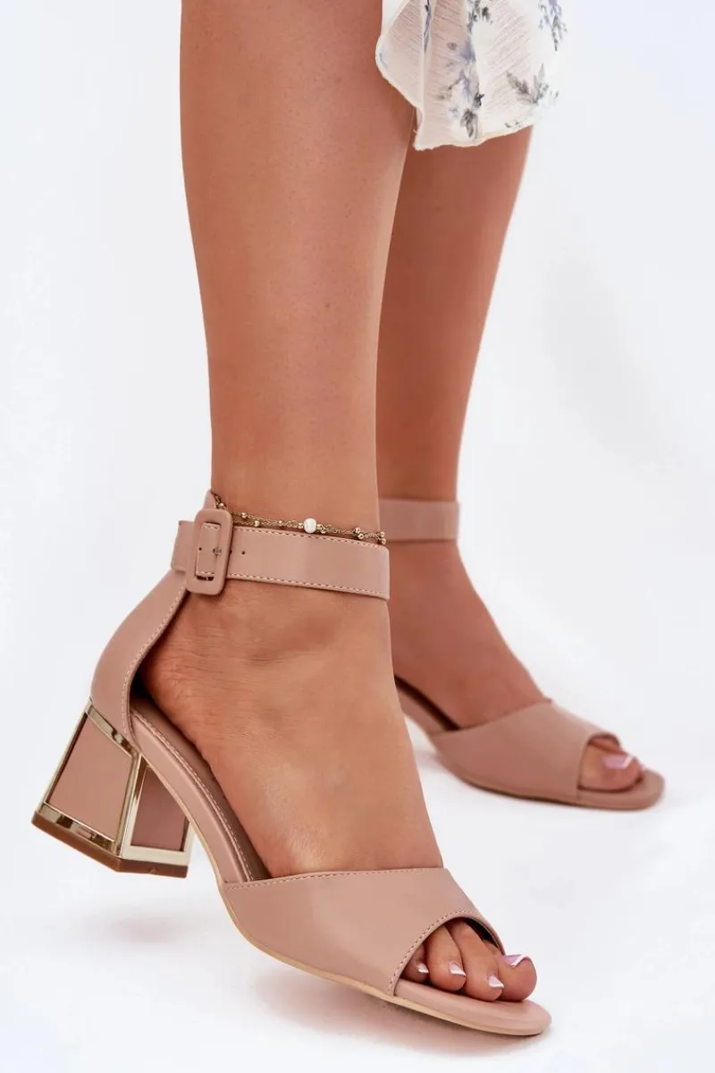 Sale Evento Sandały Damskie Na Słupku Nude Zennia