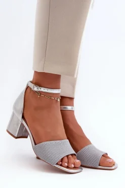 Outlet Evento Sandały Damskie Na Słupku Srebrne Desvia