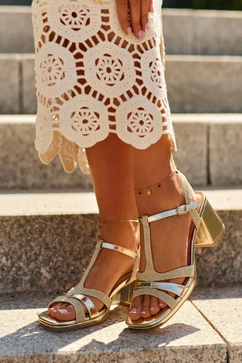 Sandały Na Słupku|Sandały Na Obcasie>Evento Sandały Damskie Na Słupku Z Eko Skóry Złote Lyana Złoty