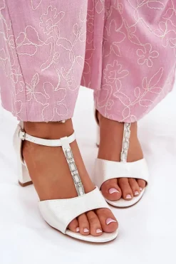 Sandały Na Słupku|Sandały Na Obcasie>Evento Sandały Damskie Na Słupku Z Ozdobnym Paskiem Eko Skóra Białe Triavera Biały