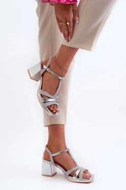 Outlet Evento Sandały Damskie Na Słupku Z Eko Skóry Srebrne Lyana Srebrny