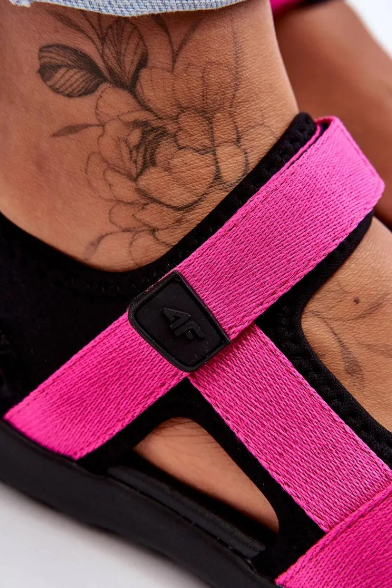 Discount 4F Sandały Damskie Sportowe SS23FSANF014-55S Fuksja