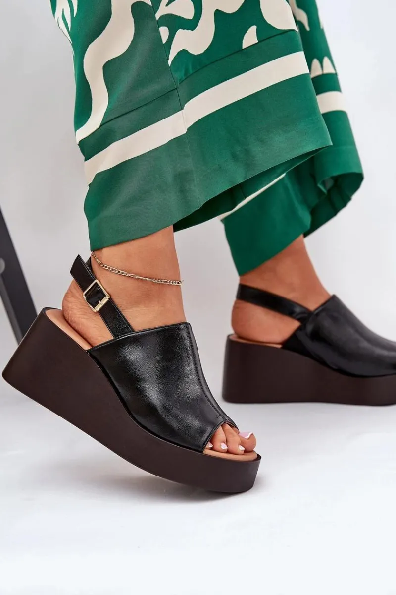 Boto Sandały Damskie Z Eko Skóry Na Platformie I Koturnie Czarne Leaniria