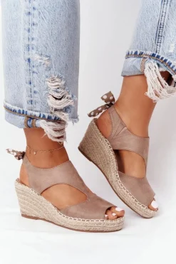 Outlet Evento Sandały Na Koturnie Z Plecionką Beżowe Mykonos