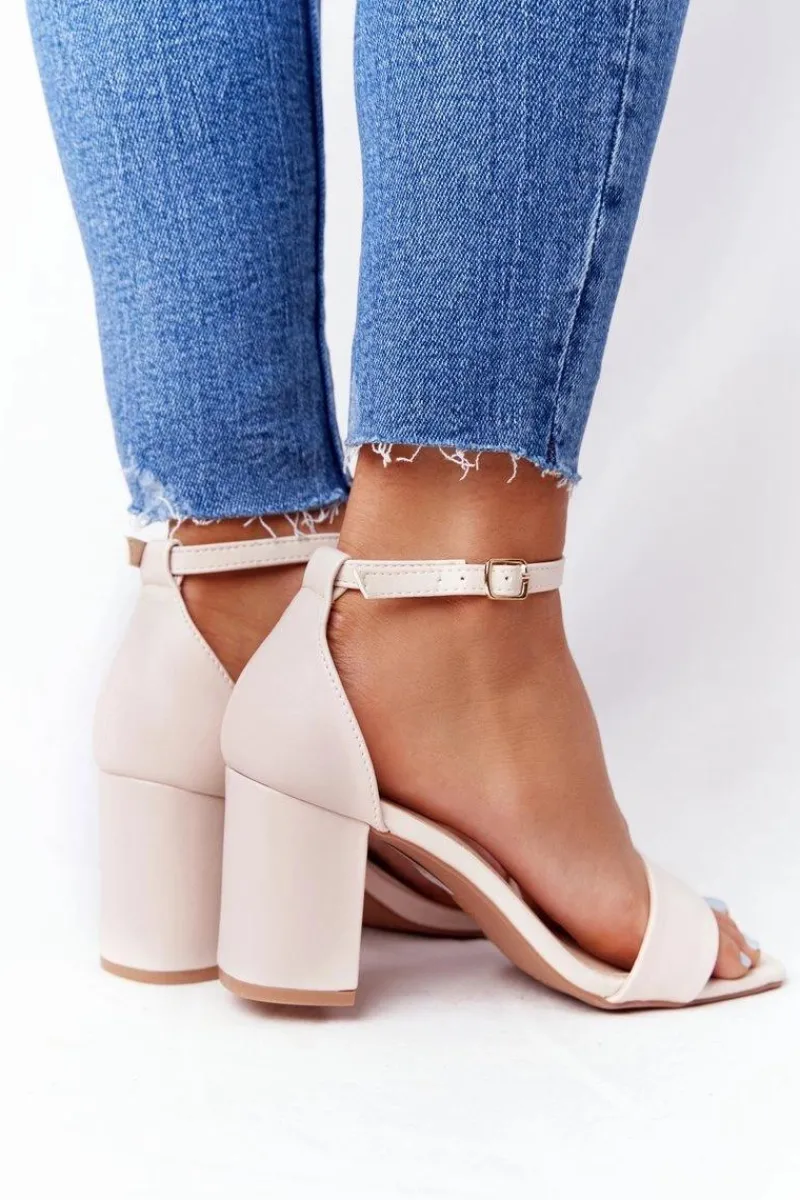 Hot Sandały Na Obcasie Beżowe Born This Way Damskie Sandały Na Obcasie