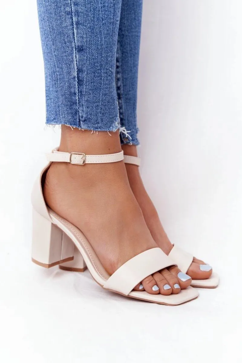 Hot Sandały Na Obcasie Beżowe Born This Way Damskie Sandały Na Obcasie