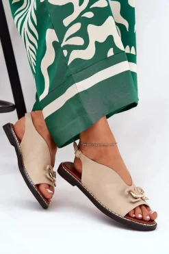 Discount Sandały Na Płaskim Obcasie Z Ozdobą Eko Skóra Beżowe Tillireta Damskie Sandały Płaskie