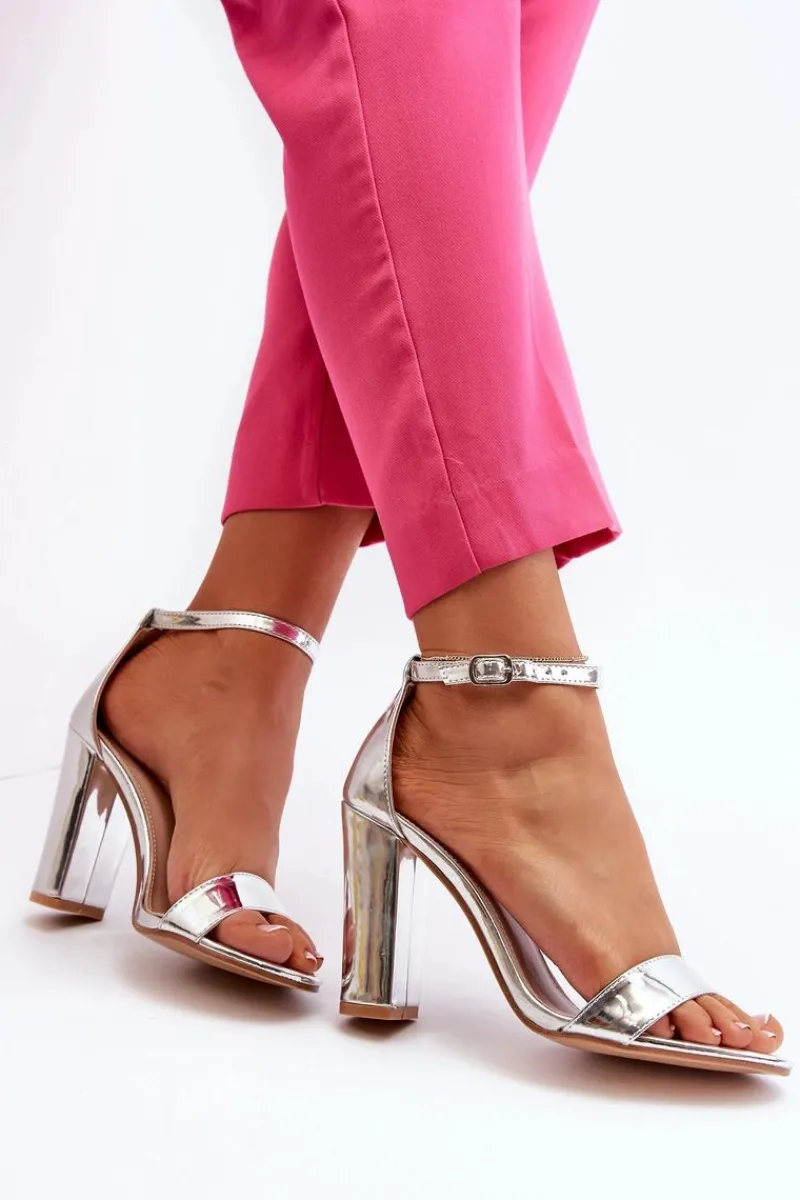 Boto Sandały Na Słupku Srebrne Thakko