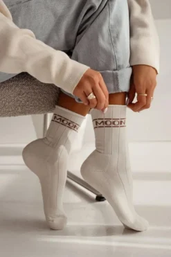 Skarpetki|Skarpetki>Milena Skarpetki Damskie Półfrotte UNIQUE Bezuciskowe MOON Ecru Biały