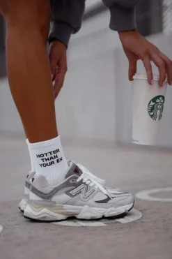 Clearance Milena Skarpetki Damskie Z Napisem Hotter Than Your Ex Białe