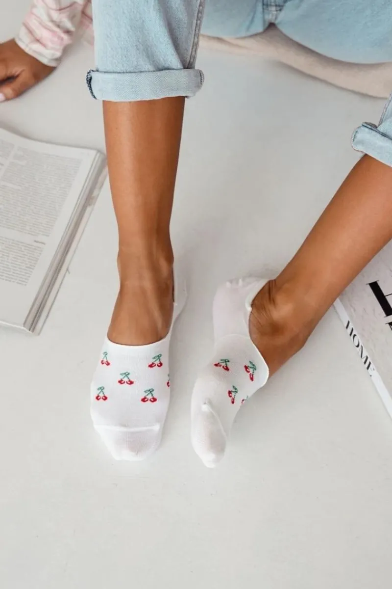 Clearance Milena Skarpetki Microstopki Damskie Bawełniane Małe Wiśnie Białe Biały