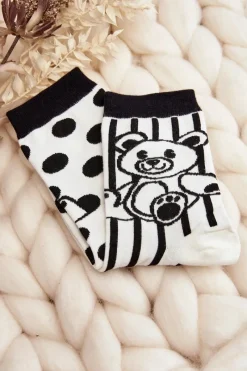 Skarpetki|Skarpetki>Aura.via Skarpety Damskie Nie Do Pary Z Misiem Czarno-Białe - Wzór 4