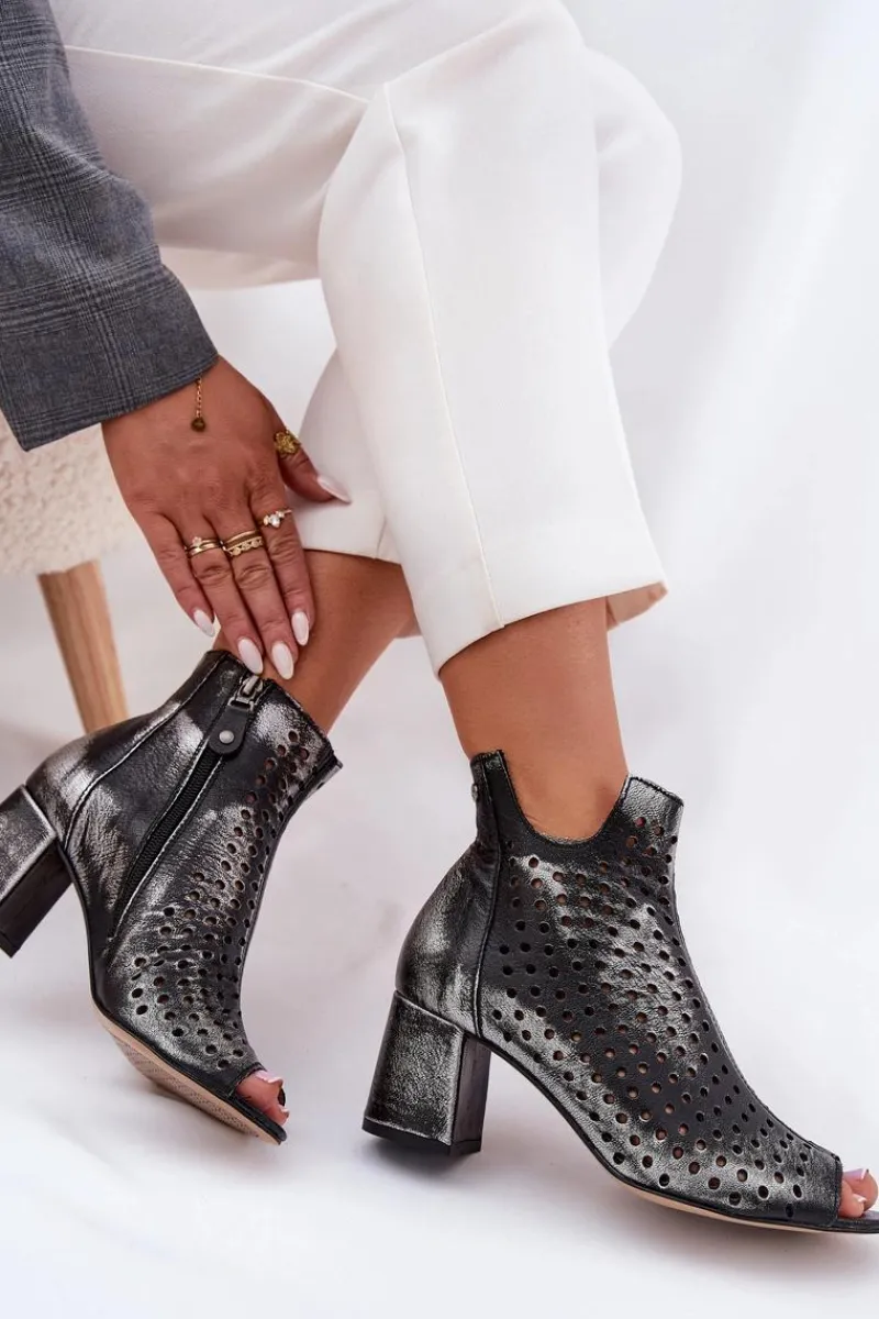 Outlet Skórzane Ażurowe Botki 05420-01 Czarne Damskie Botki Wiosenne|Botki Maciejka